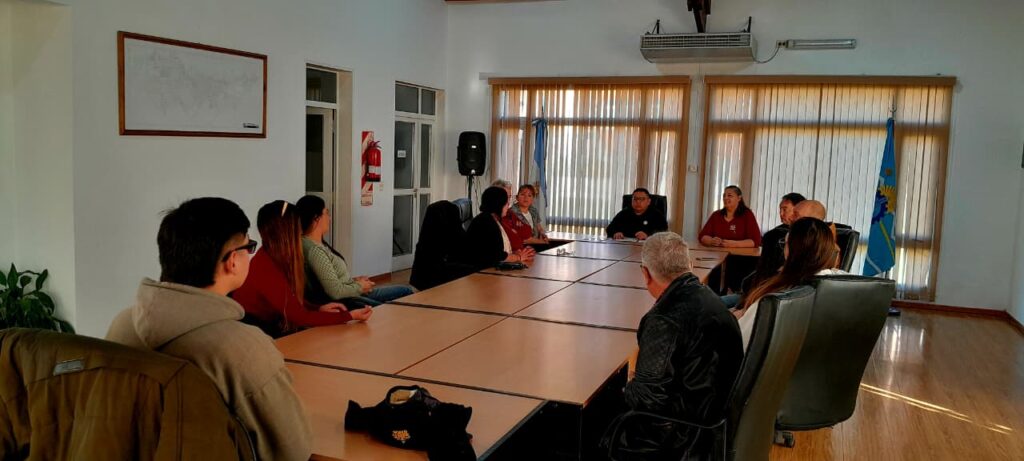Comenzaron las prácticas profesionalizantes de estudiantes del CFP N° 660 en el HCD de Trevelin